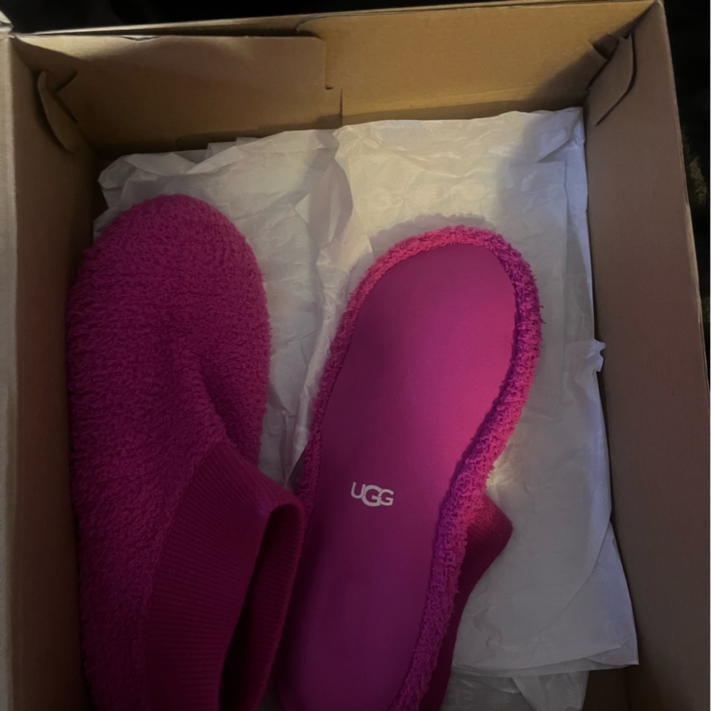 Pink #UGGS - Picture 5 of 5